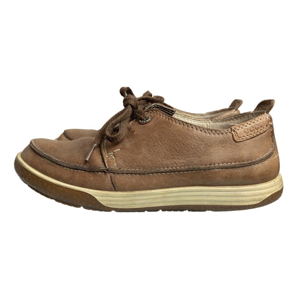 Women's Derby-Style Casual Brown Leather Ecco Chase II Lace-Up Sneakers - EU 37